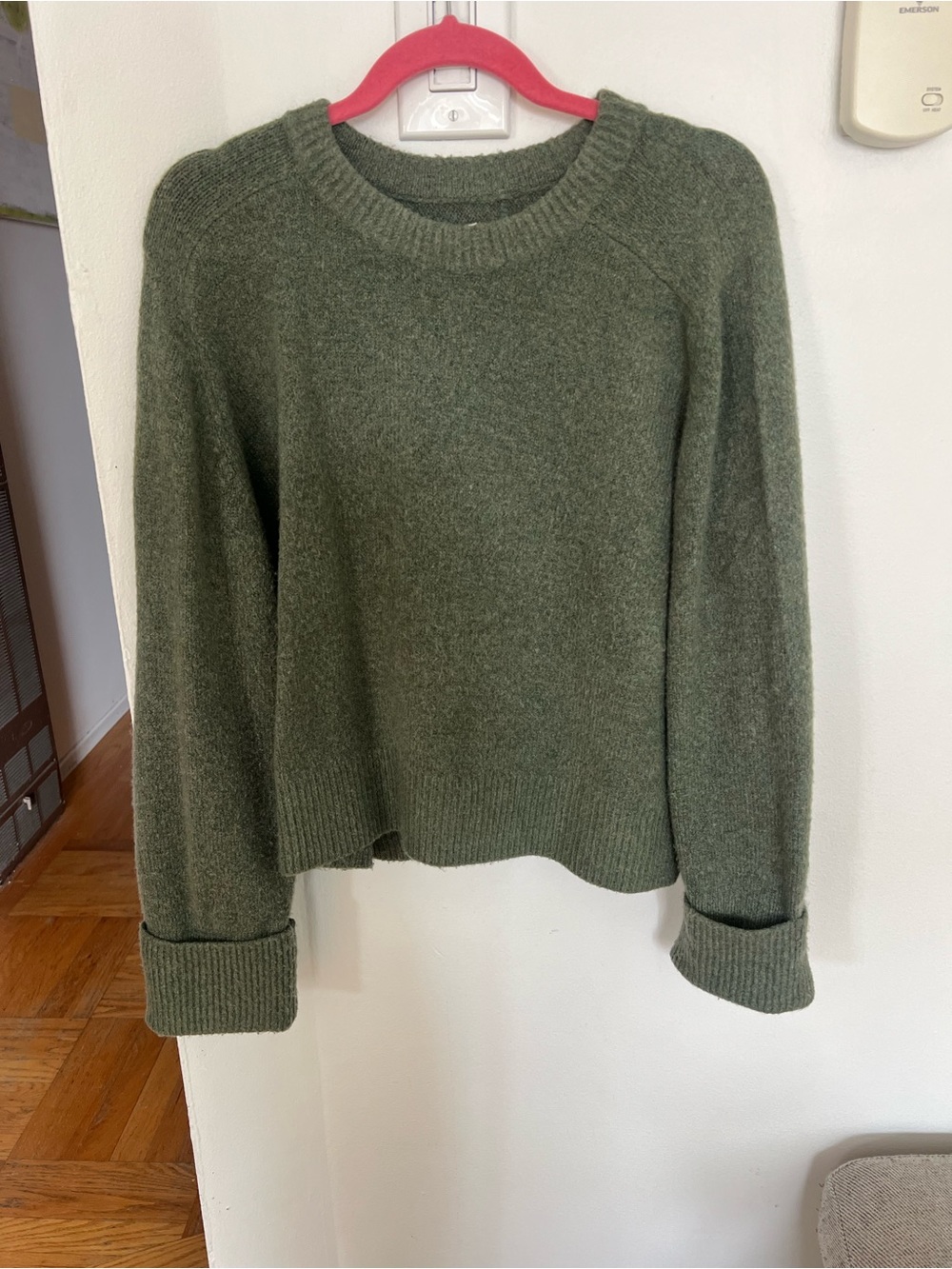 Abercrombie Madeline Crew Sweater